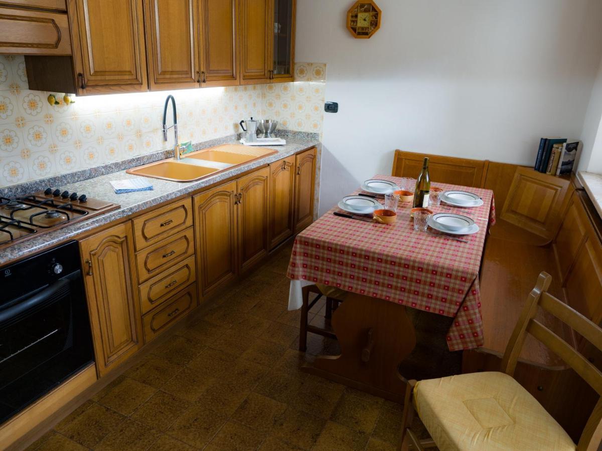 Appartamento Ai Piedi Del Gran Paradiso เซนต์ ปิแอร์ ภายนอก รูปภาพ